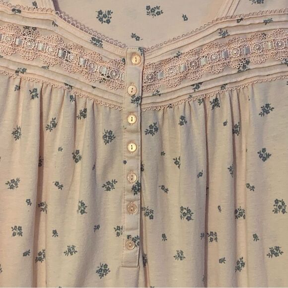 Croft & Barrow NWOT Pink Flannel Nightgown Women’s M Lace Trim Long Sleeve Maxi. - Picture 4 of 14